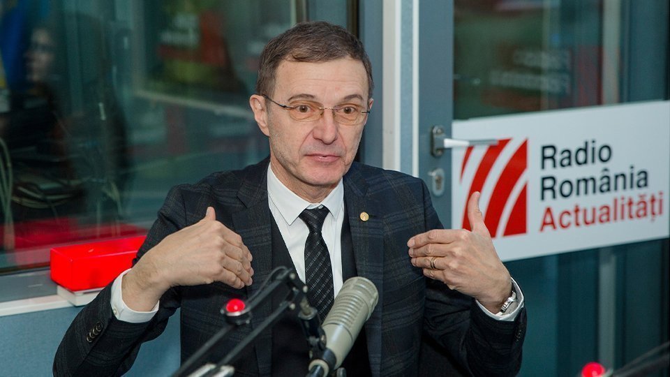 Ioan Aurel Pop: În perioade de alegeri noi facem promisiuni, dar nu le respectăm. Printre oamenii politici români sunt foarte puțini oameni de stat