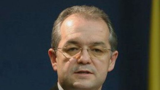 AUDIO Premierul Emil Boc solicită reducerea salariilor în companiile de stat