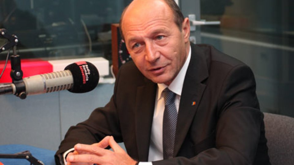 LIVE TEXT  Traian Băsescu: Trebuie să ne împrumutăm aproape continuu