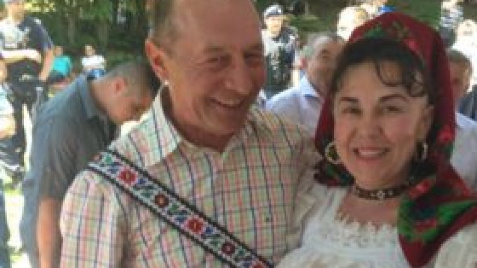 Preşedintele Băsescu, week-end cu serbări câmpeneşti 