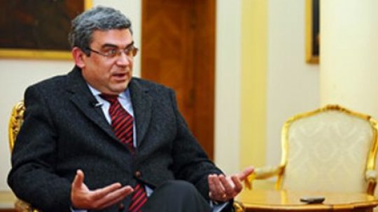 Fundaţia Creştin Democrată se lansează pe scena politică