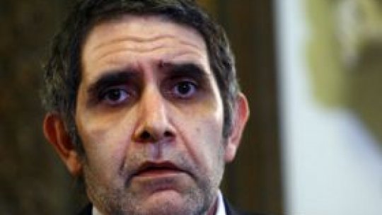 Minorităţile vor absenta de la votul moţiunii de cenzură