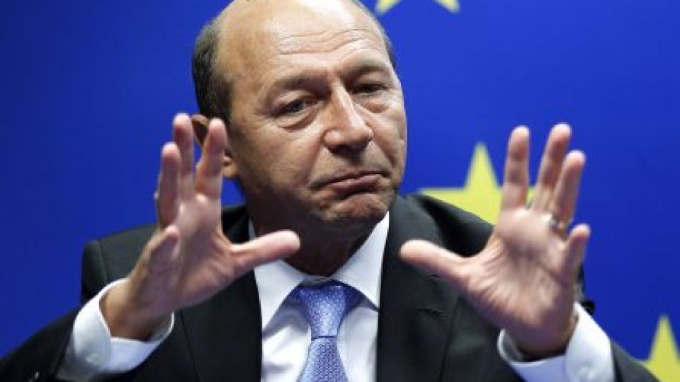 Preşedintele Băsescu cheamă partidele la consultări