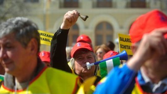 Profesorii protestează  de Ziua Educaţiei