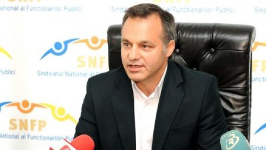 Sindicatele din adminsitraţie ameninţă cu greva