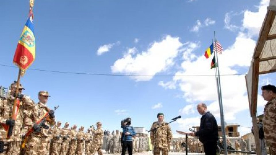 Preşedintele Traian Băsescu, alături de militarii din Afganistan
