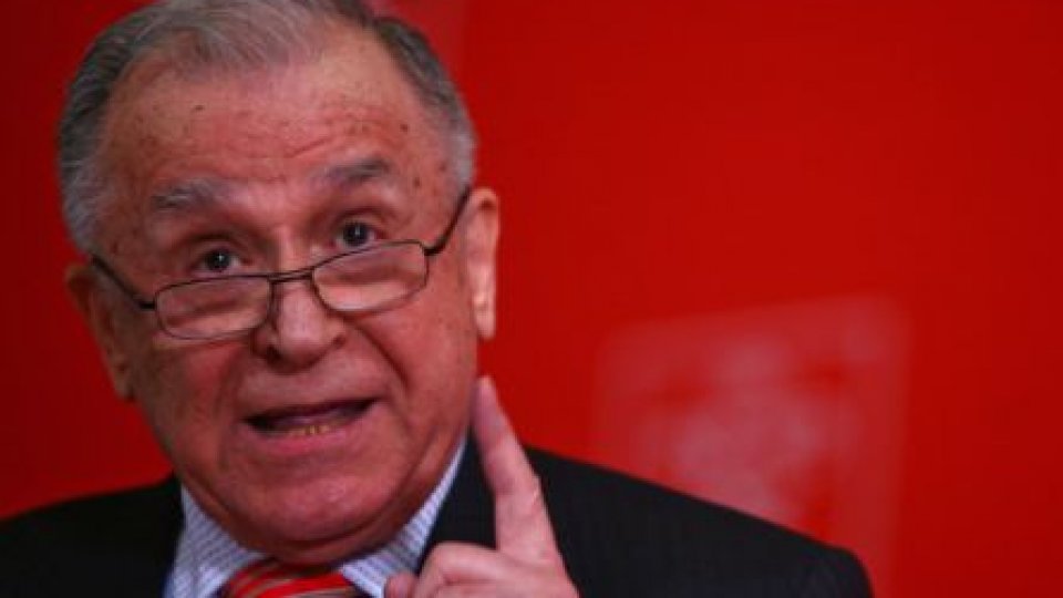 Dispute între revoluţionari şi Ion Iliescu