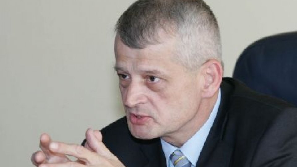 Şcolile finanţate de Banca Europeană sunt gata în 2011