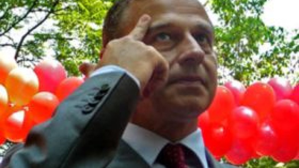  Clasa politică reacţionează la suspendarea lui Mircea Geoană