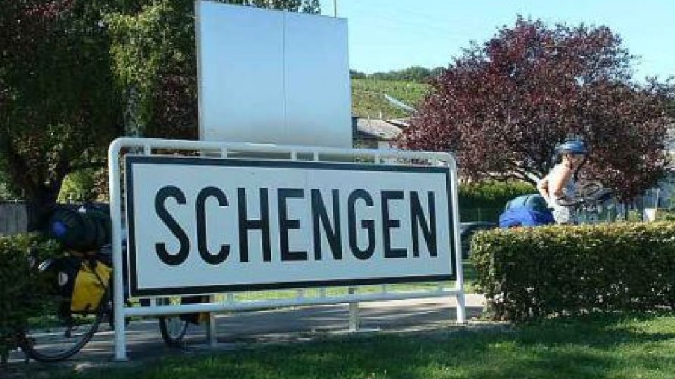 Franţa şi Germania cer amânarea aderării României la spaţiul Schengen