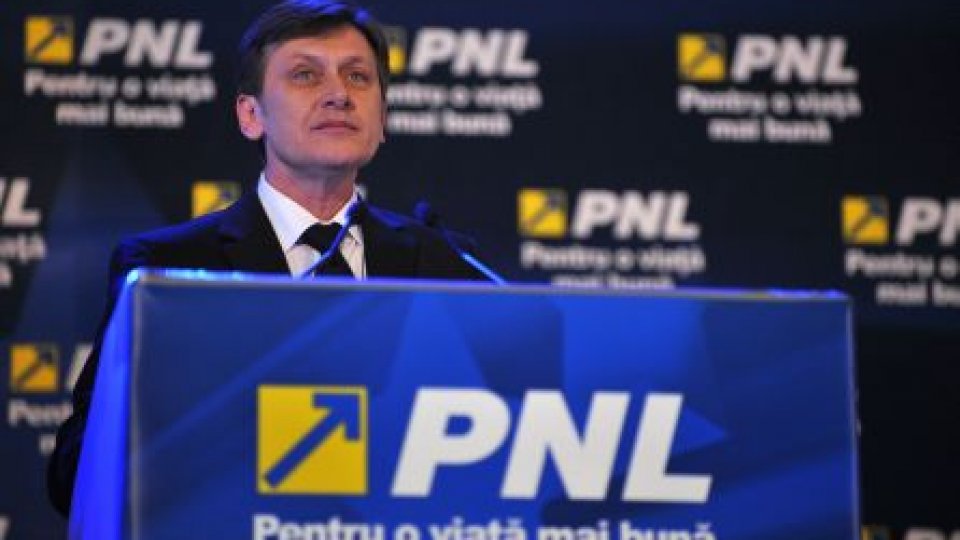 Crin Antonescu, primul în preferinţele românilor