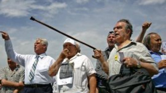 Pensionarii protestează la Guvern