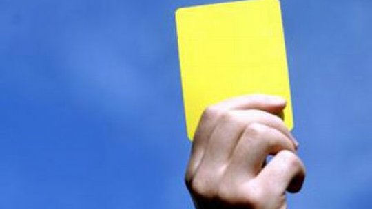 "Cartonaş galben" pentru ministrul Vlădescu
