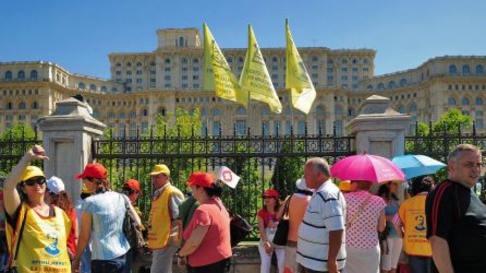 Profesorii pregătesc proteste de stradă 