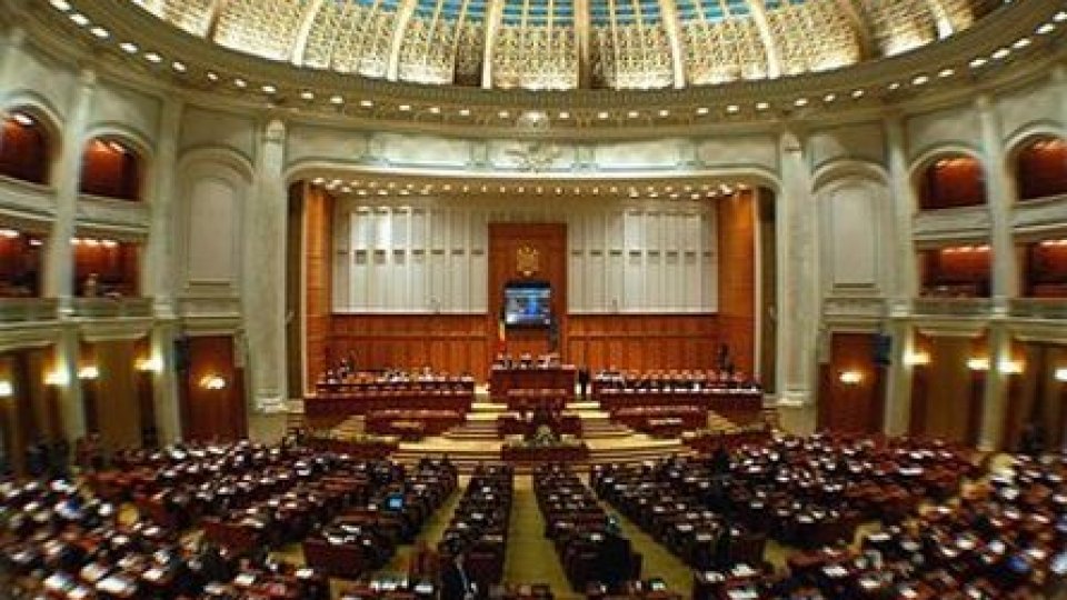 Senatorii au respins moţiunea PSD pe Sănătate