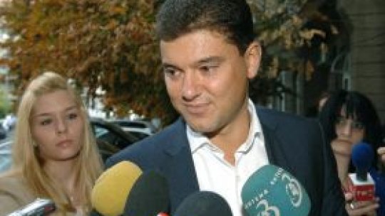 PDL i-a cerut premierului Boc să discute cu preşedintele despre şefia MAI