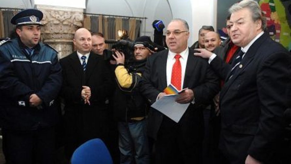 Liderii PRM, audiaţi în dosarul preşedintelui Corneliu Vadim Tudor