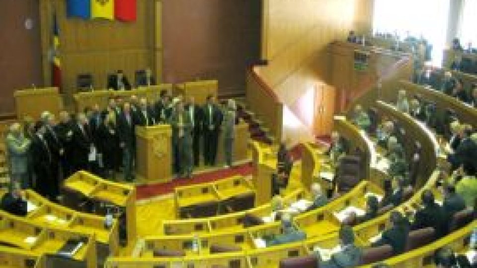 Parlamentul din R. Moldova şi-a ales Biroul Permanent