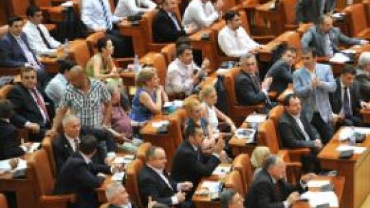 Activitatea parlamentarilor, monitorizată