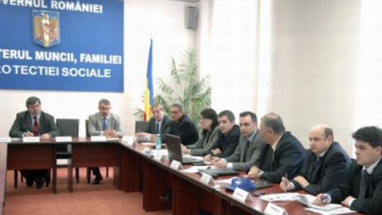 Legile dialogului social, la masa negocierilor