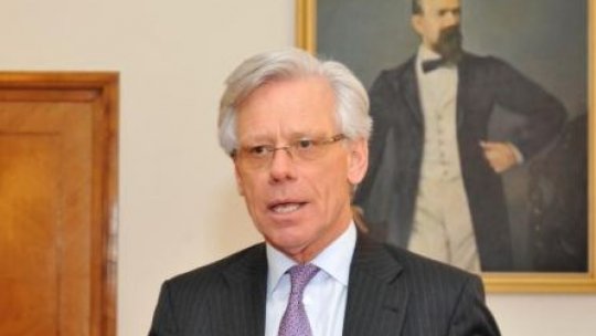 Minorităţile trebuie "să stăpânească limba oficială de stat"