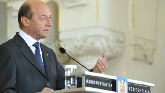 Traian Băsescu: Recalcularea pensiilor militare se suspendă