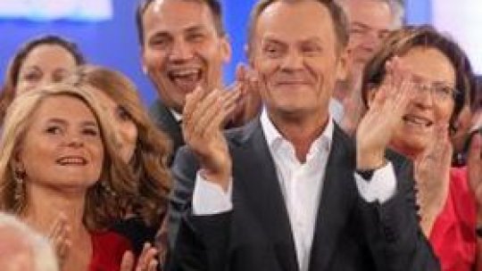 Premierul Donald Tusk, câştigător al alegerilor din Polonia