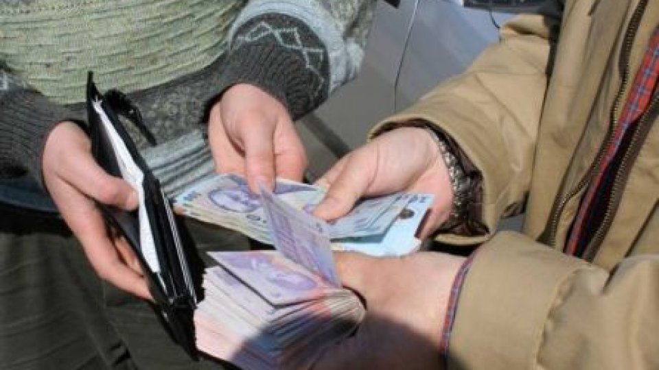 Cămătarii, vânaţi de noua lege