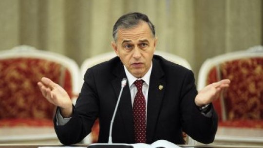 Geoană contestă la Curtea Constituţională decizia de revocare de la şefia Senatului