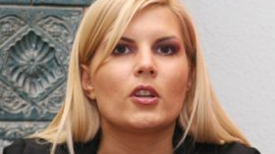 Elena Udrea,  ministrul Dezvoltării Regionale