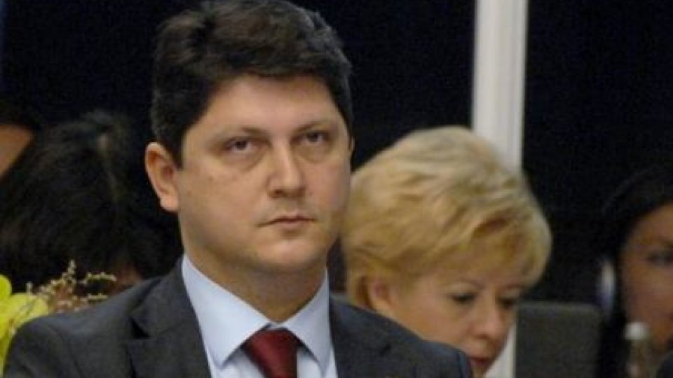 AUDIO Opoziţia merge pe mâna lui Titus Corlăţean la Senat