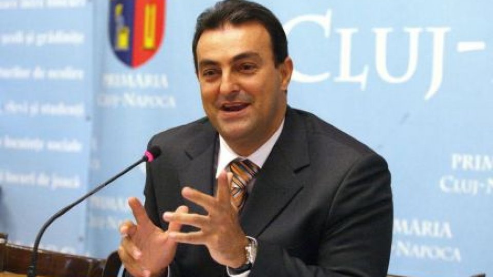 Primarul Clujului, reţinut pentru luare de mită