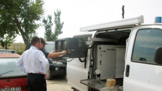 Noi arestări în cazul vameşilor acuzaţi de corupţie