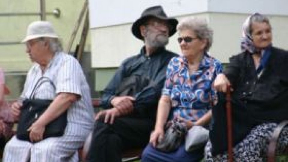 Pensionarii gălăţeni, din nou în stradă