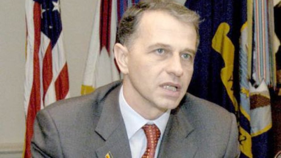 Mircea Geoană pledează cauza României la Paris