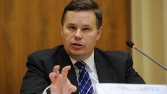 Jeffrey Franks: Guvernul trebuie să se concentreze pe investiţii