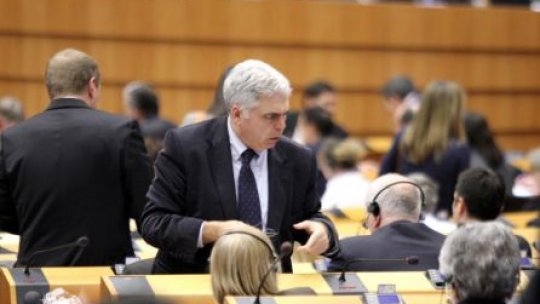 Toate partidele parlamentare cer demisia lui Adrian Severin 