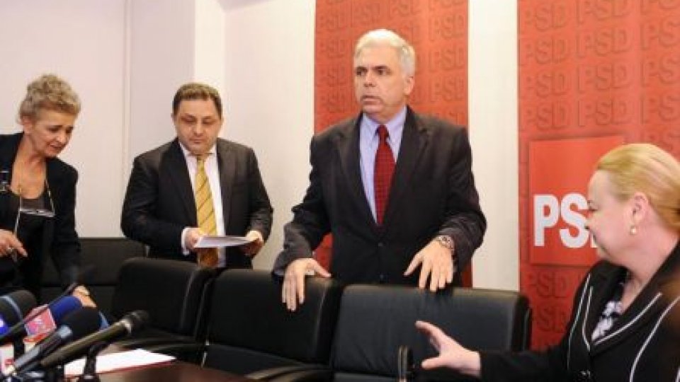Adrian Severin a demisionat din PSD, dar rămâne europarlamentar