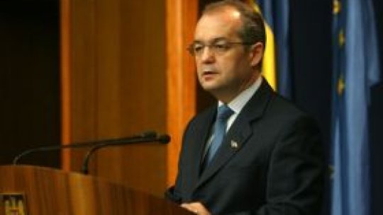 Emil Boc:România nu are bani ca să acopere  creşterile salariale cu 50%