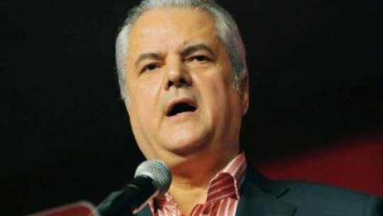 Adrian Năsase:UDMR trebuie să decidă ce formulă preferă