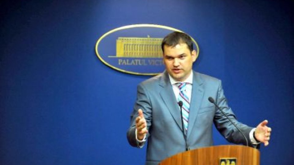 Premierul cere lămuriri ministrului sănătăţii