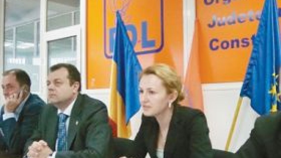 33 de membri ai PDL Constanţa participă la Convenţia Naţională a partidului