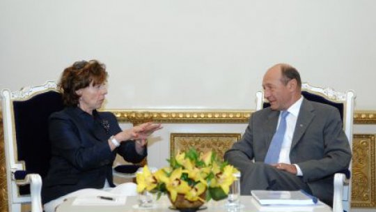 România a luat măsuri pentru combarerea crizei, înaintea altor ţări