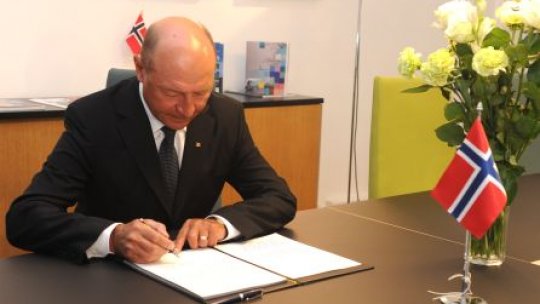 Politicienii prezintă condoleanţe Norvegiei