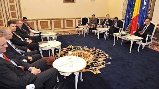 Traian Băsescu: România trebuie să-şi menţină politicile prudente