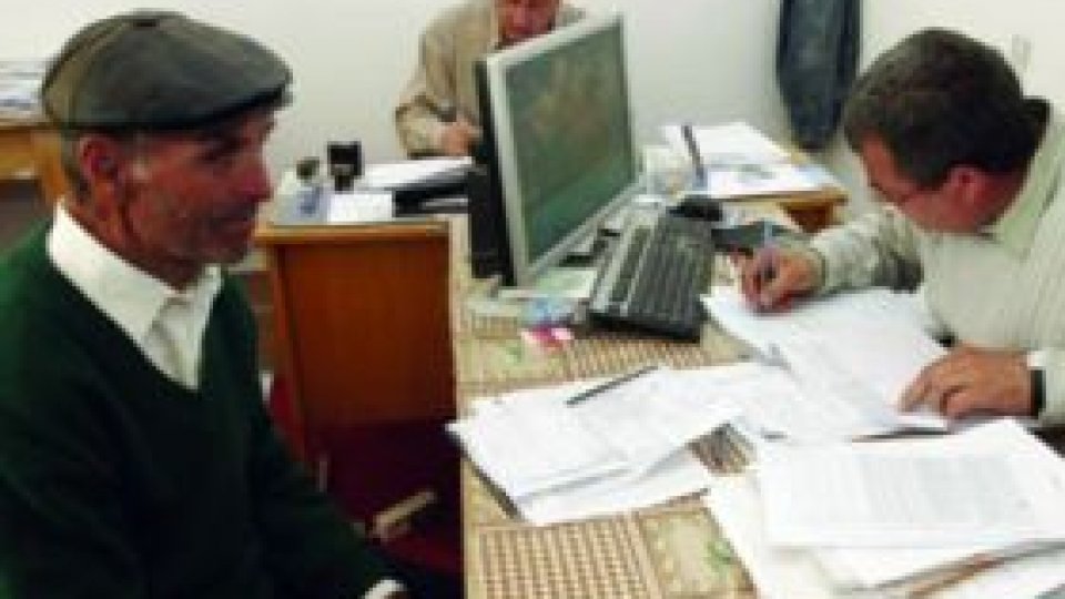 Aproape zece mii de noi  locuri de muncă