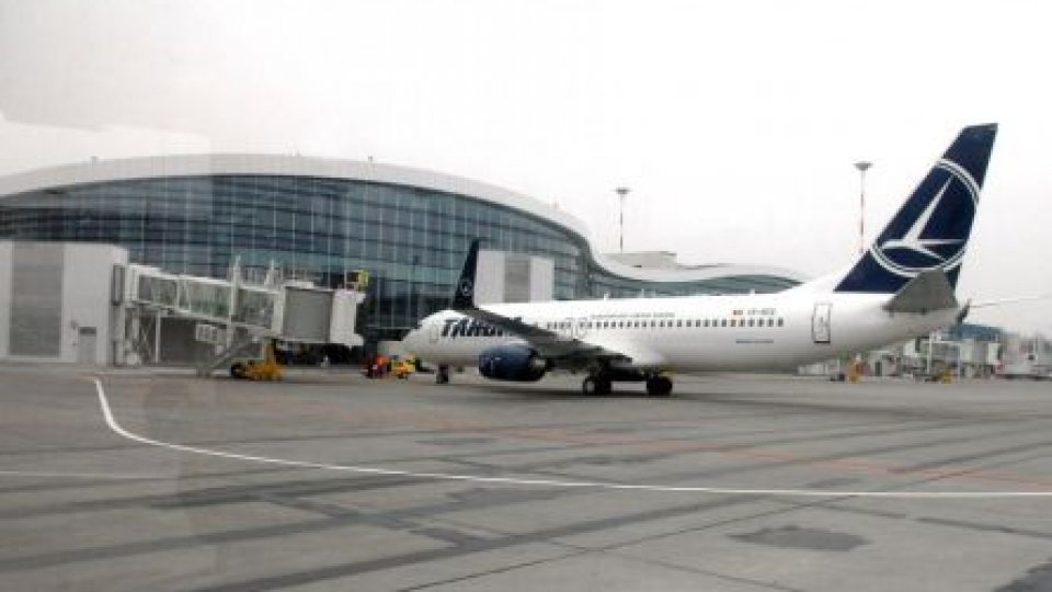 Guvernul scoate la privatizare o parte din TAROM