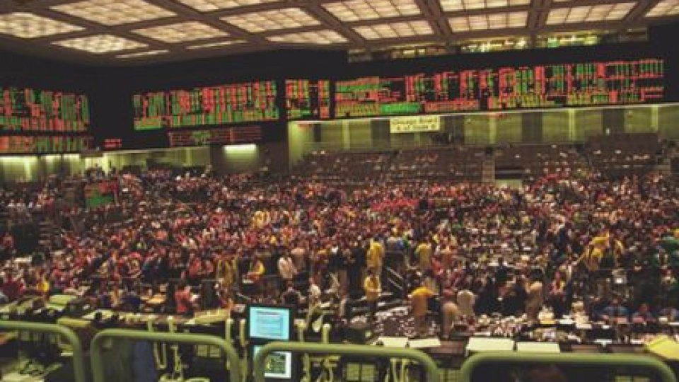 Liderii mondiali încearcă să evite criza financiară