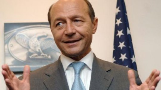 Traian Băsescu: România se află pe drumul refacerii economice