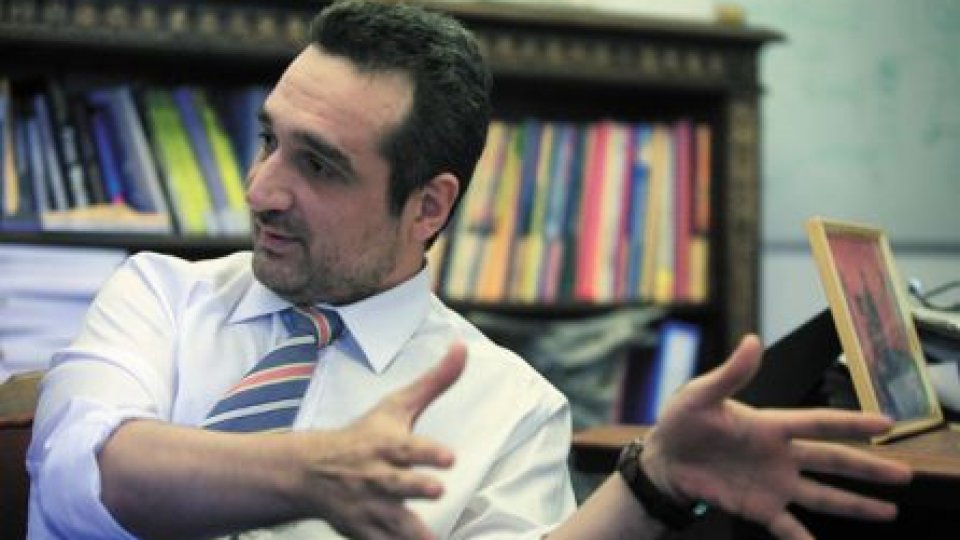 Ministrul muncii, Sebastian Lăzăroiu, revocat din Guvern
